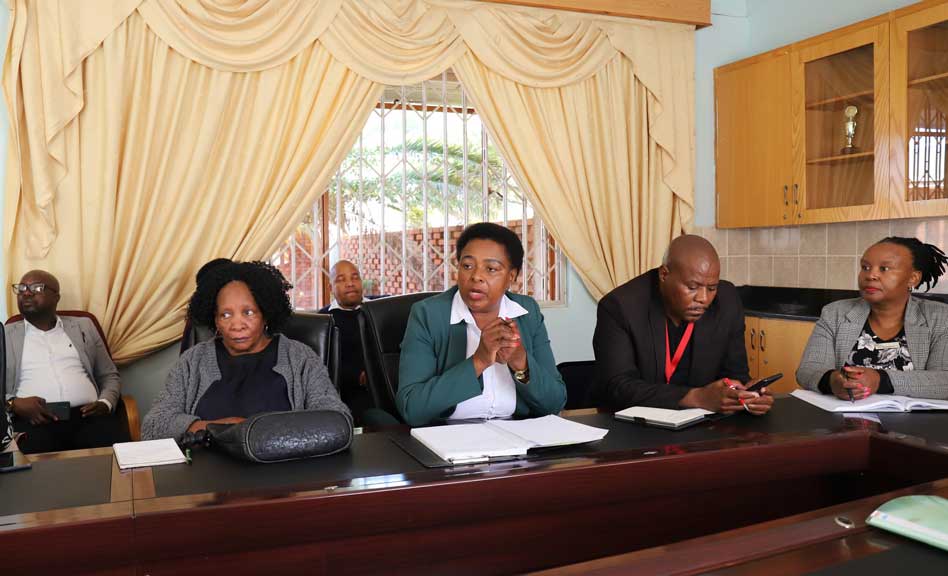 Hon. Kabelo Mataboge conducted an oversight visit at Mahikeng Provincial Hospital to seek clarity on the allegations of new born babies that were placed on boxes.